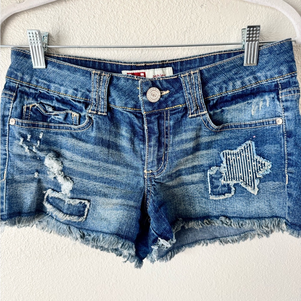 Retro LEI Distressed Micro Jean Shirts. Size 5